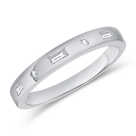 Elegant 0.12 Carat Baguette and Round Diamond Bezel Ring