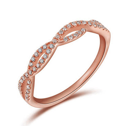 14K Gold Crossover Diamond Ring – Modern Twisted Design