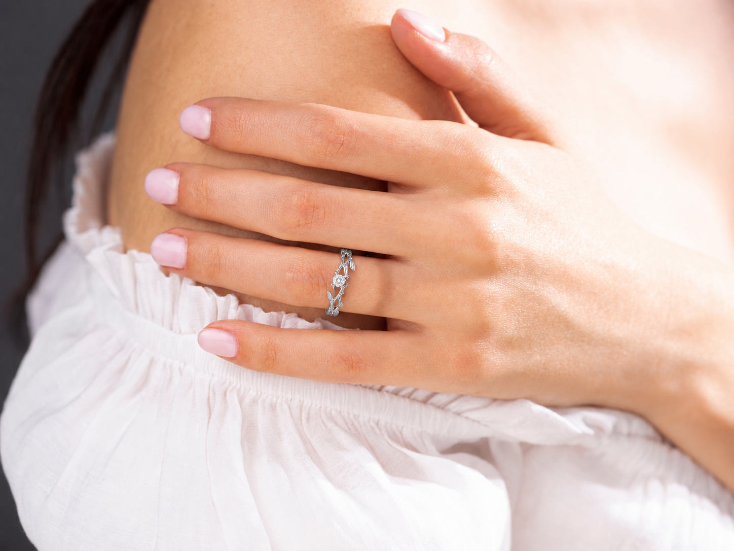 Leaf Inspired Diamond Wedding Band in 14K Gold, 18K Gold, or Platinum – 0.25 CTW