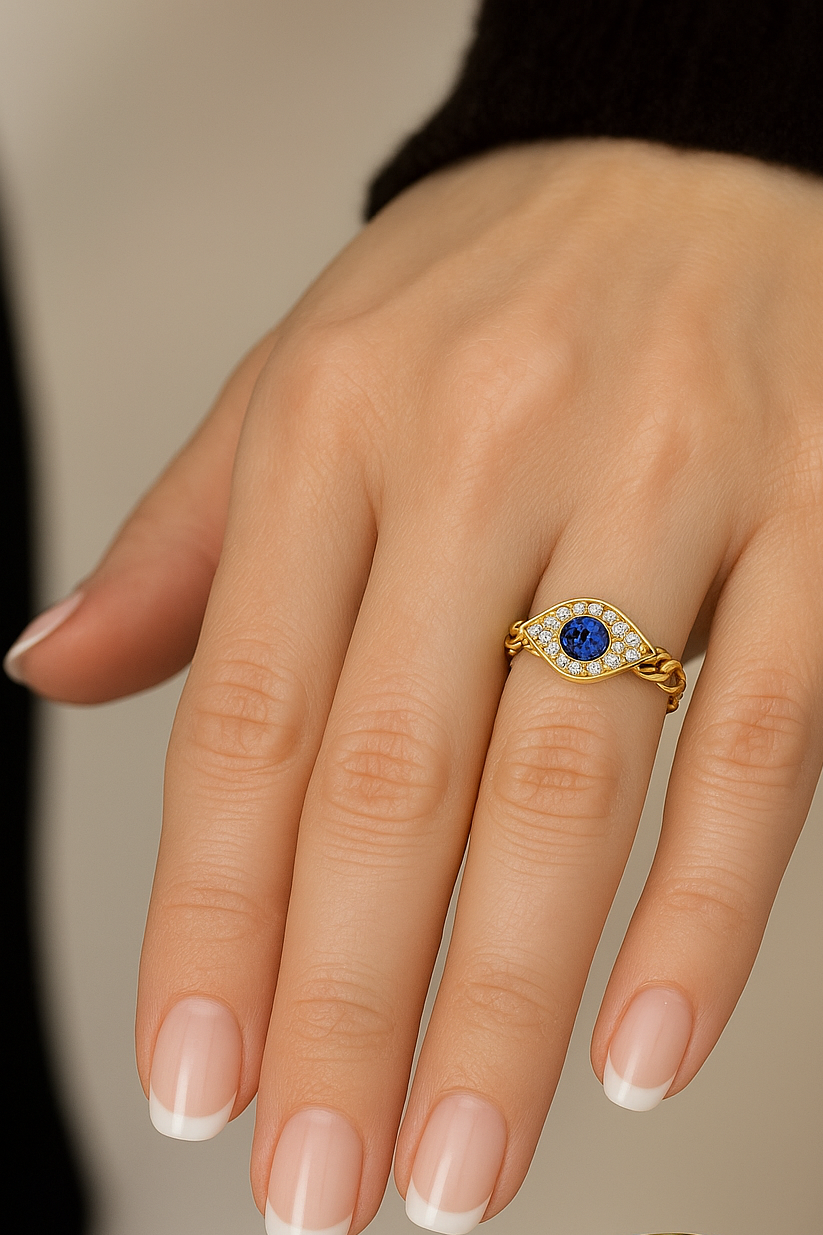 Evil Eye Chain Ring with Sapphires & Diamonds in 14K Gold