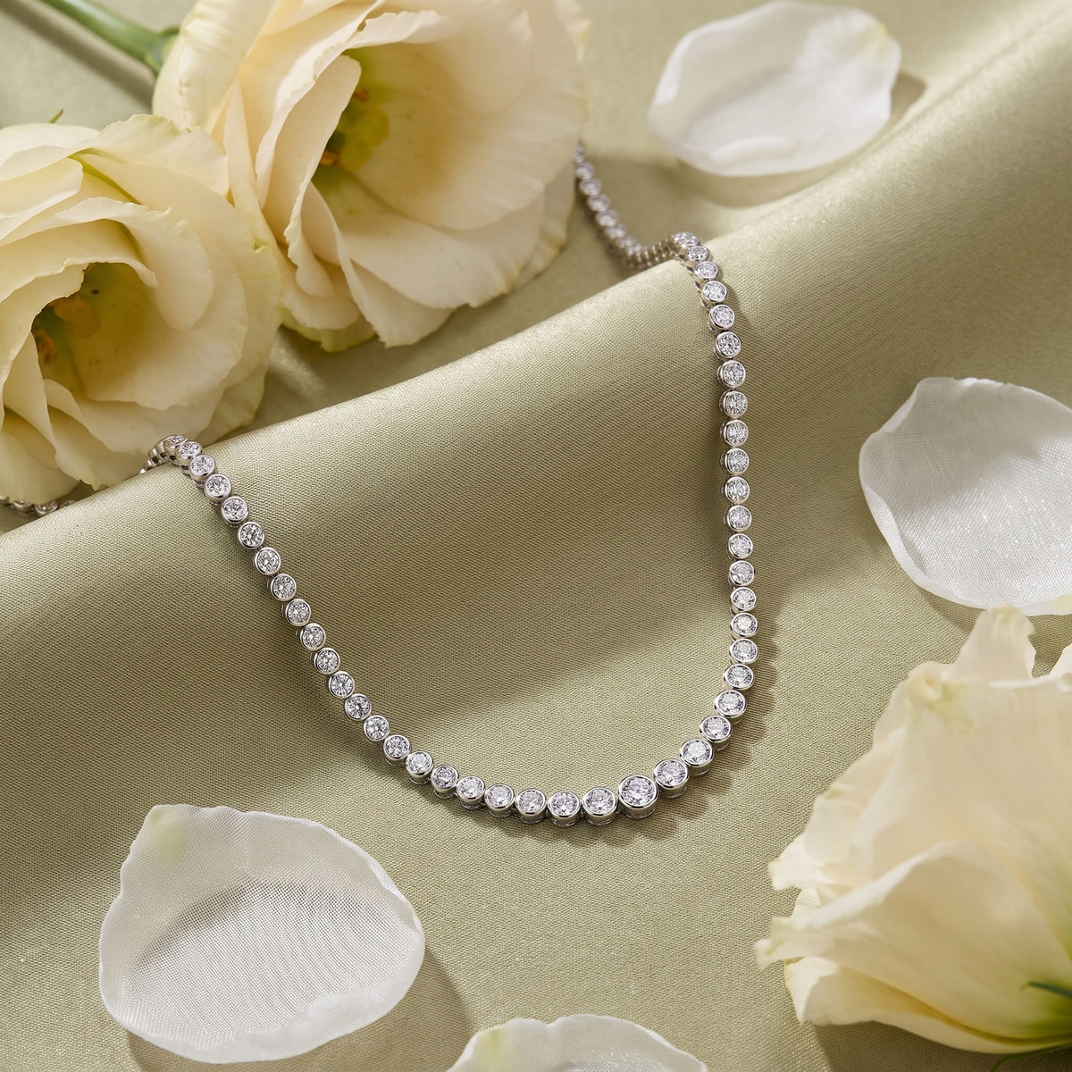 Bezel Set Graduating Diamond Tennis Necklace
