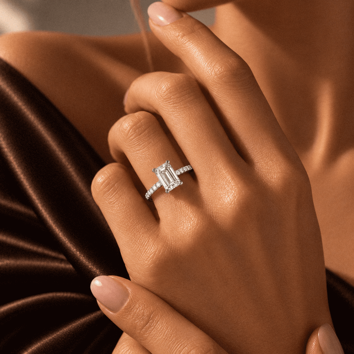 | shape: emerald