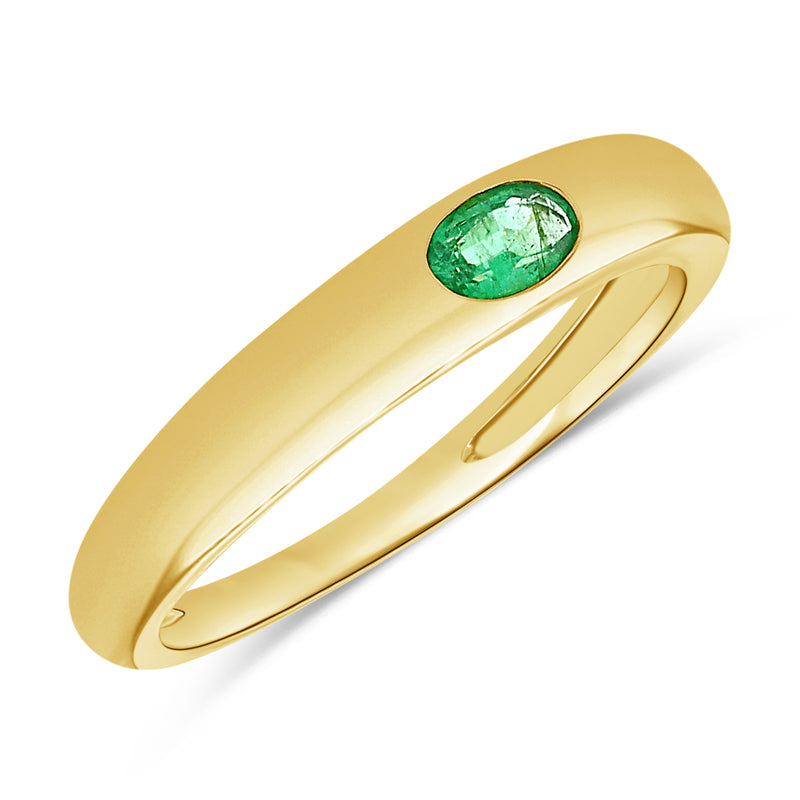Oval Cut Emerald Solitaire Ring set in 14kt Gold